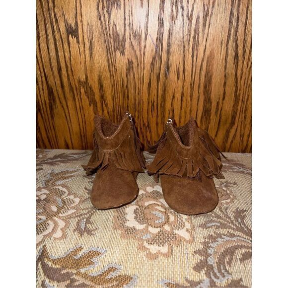 Fringe Brown Baby Boots Size Infant 2 - Picture 1 of 10